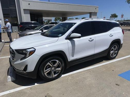 Summit White 2018 GMC Terrain SLT