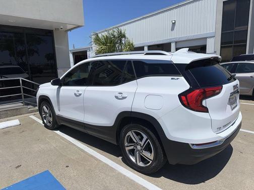 Summit White 2018 GMC Terrain SLT