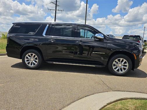 2025 Chevrolet Suburban Premier