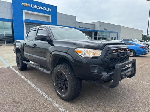 Midnight Black Metallic 2020 Toyota Tacoma SR