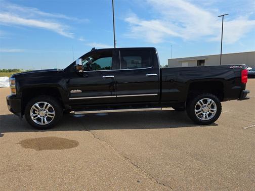 2015 Chevrolet Silverado 2500 High Country