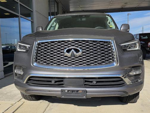 2021 INFINITI QX80 Luxe