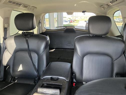 2021 INFINITI QX80 Luxe