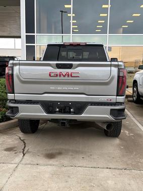 Sterling 2025 GMC Sierra 2500 AT4