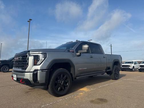 Sterling 2025 GMC Sierra 2500 AT4