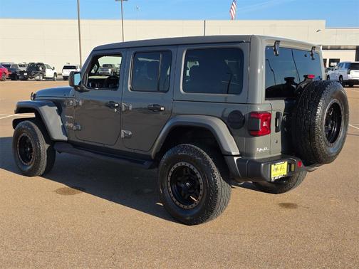 2020 Jeep Wrangler Unlimited Sahara