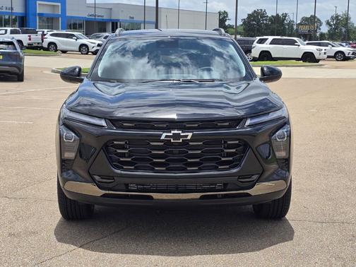 Mosaic Black Metallic 2026 Chevrolet Trax ACTIV