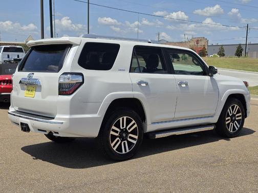 Blizzard Pearl 2020 Toyota 4Runner Limited