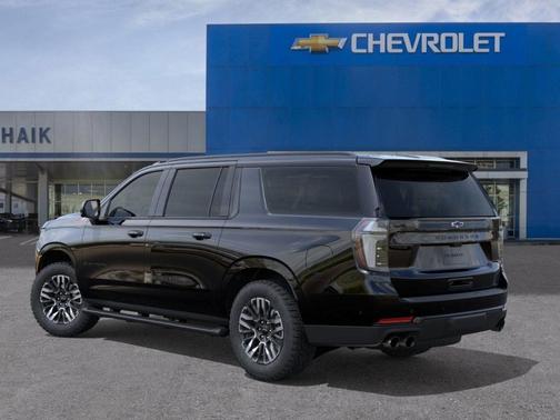 Black 2026 Chevrolet Suburban Z71