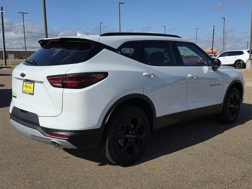 2026 Chevrolet Blazer LT