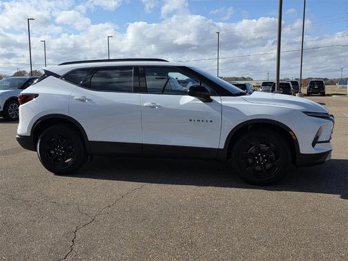 2026 Chevrolet Blazer LT