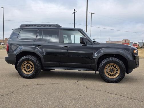 2024 Toyota Land Cruiser Base