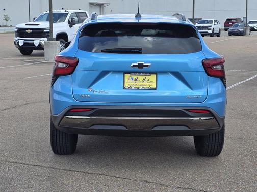 Marina Blue 2026 Chevrolet Trax ACTIV