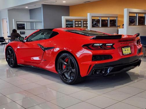 2025 Chevrolet Corvette E-Ray