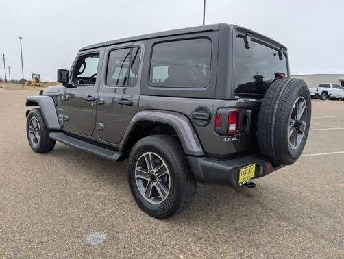 2023 Jeep Wrangler Sahara