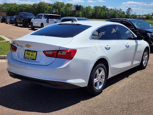2022 Chevrolet Malibu 1LS