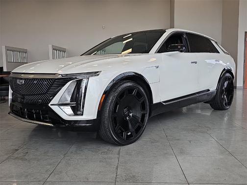 2024 Cadillac LYRIQ Luxury