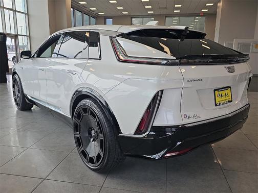 2024 Cadillac LYRIQ Luxury