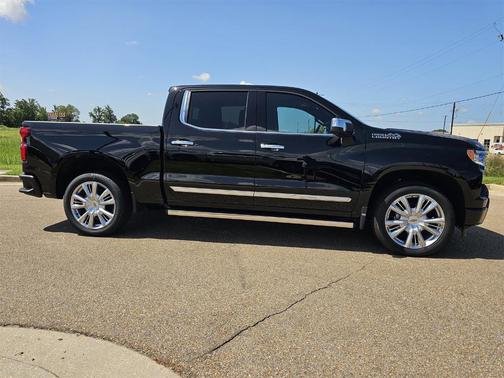 2025 Chevrolet Silverado 1500 High Country