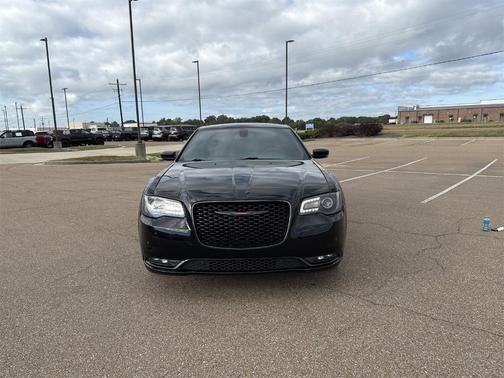 2022 Chrysler 300 S