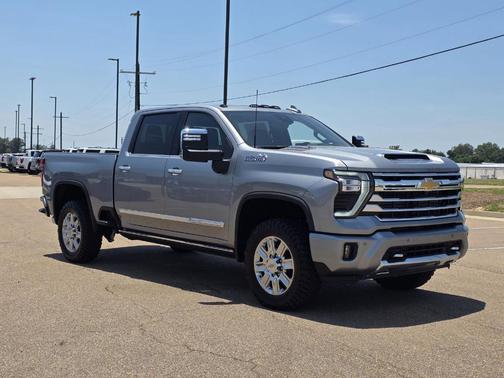 Sterling Gray Metallic 2026 Chevrolet Silverado 2500 High Country