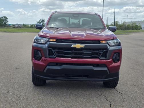Radiant Red 2026 Chevrolet Colorado LT