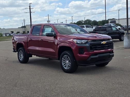 Radiant Red 2026 Chevrolet Colorado LT