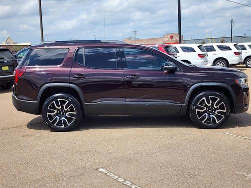2021 GMC Acadia SLT