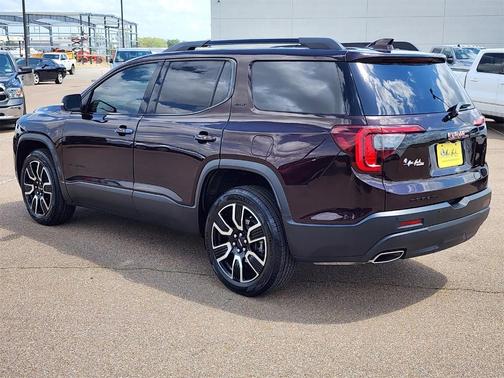 2021 GMC Acadia SLT