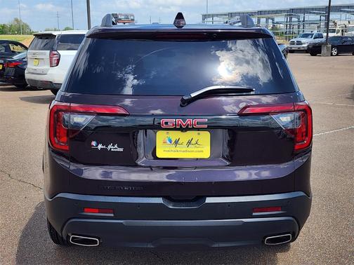 2021 GMC Acadia SLT