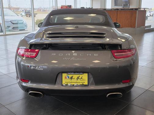 2015 Porsche 911 Carrera