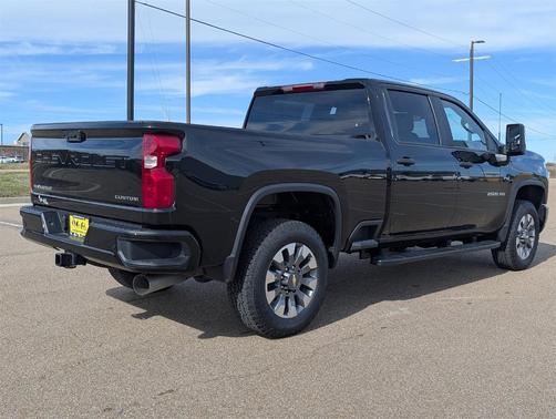 2026 Chevrolet Silverado 2500 Custom