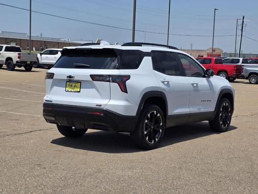 Polar White 2026 Chevrolet Equinox RS