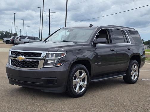 Tungsten Metallic 2017 Chevrolet Tahoe LT