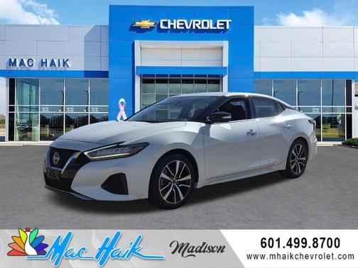 2023 Nissan Maxima SV