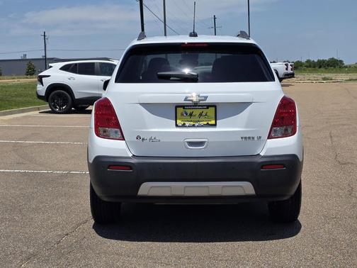 Summit White 2015 Chevrolet Trax LT