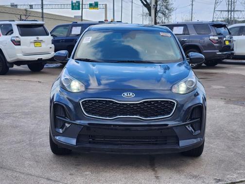 Pacific Blue 2021 Kia Sportage LX