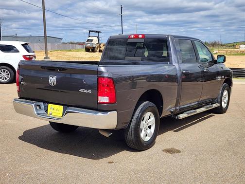 2019 RAM 1500 Classic SLT