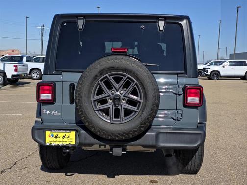 2024 Jeep Wrangler Sport