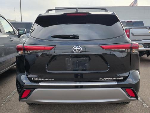 2020 Toyota Highlander Platinum
