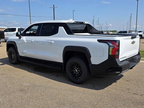 2026 Chevrolet Silverado EV LT
