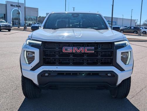 2024 GMC Canyon Elevation