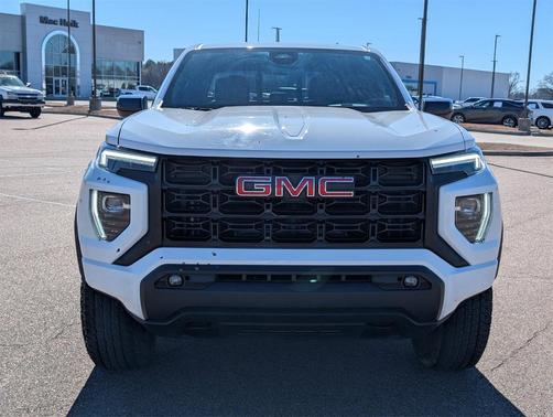 2024 GMC Canyon Elevation