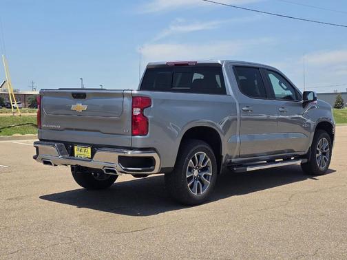 Sterling Gray Metallic 2026 Chevrolet Silverado 1500 LT