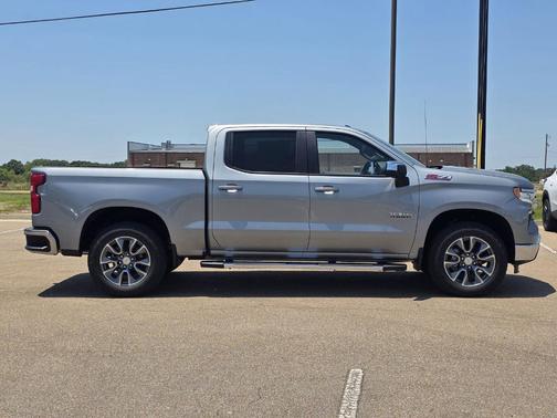 Sterling Gray Metallic 2026 Chevrolet Silverado 1500 LT