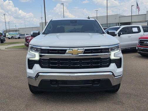 Summit White 2024 Chevrolet Silverado 1500 LT