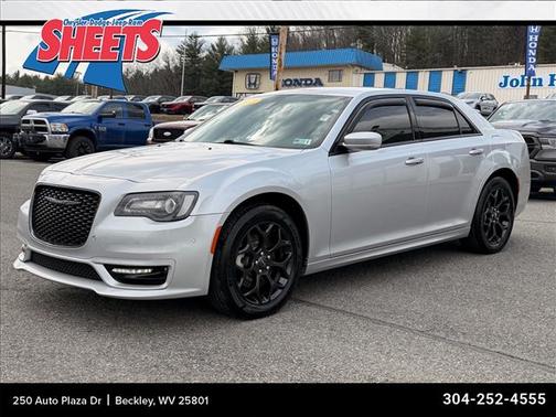 2021 Chrysler 300 Touring