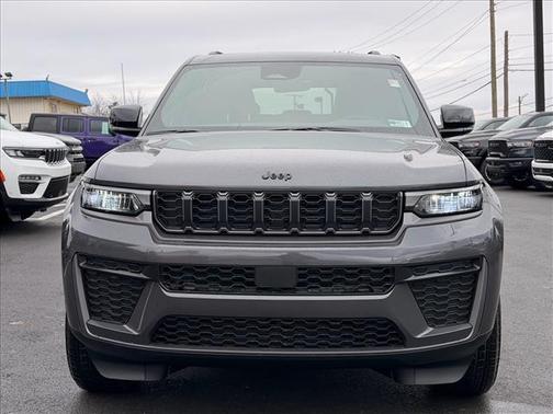 Baltic Grey Metallic Clea 2026 Jeep Grand Cherokee Altitude