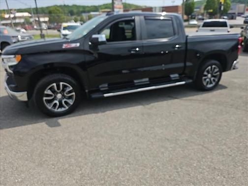 Black Gba 2022 Chevrolet Silverado 1500 LT