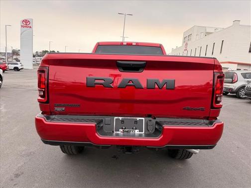 2026 RAM 2500 BIG HORN 4X4 CREW CAB 64